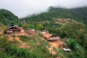 Muang La Culture Travel Guide: Lao Traditions, Etiquette & Eco-Tours